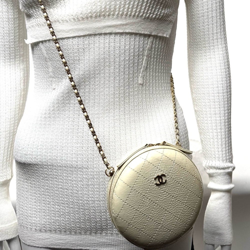 Chanel mini structured Cream leather Round Crossbody Bag with silver chain